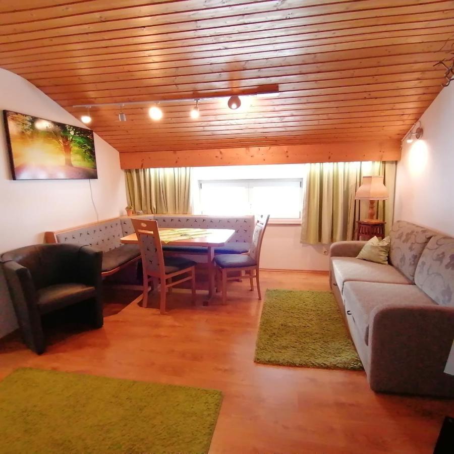 Haus Hubertus Appartement Hochfilzen Buitenkant foto